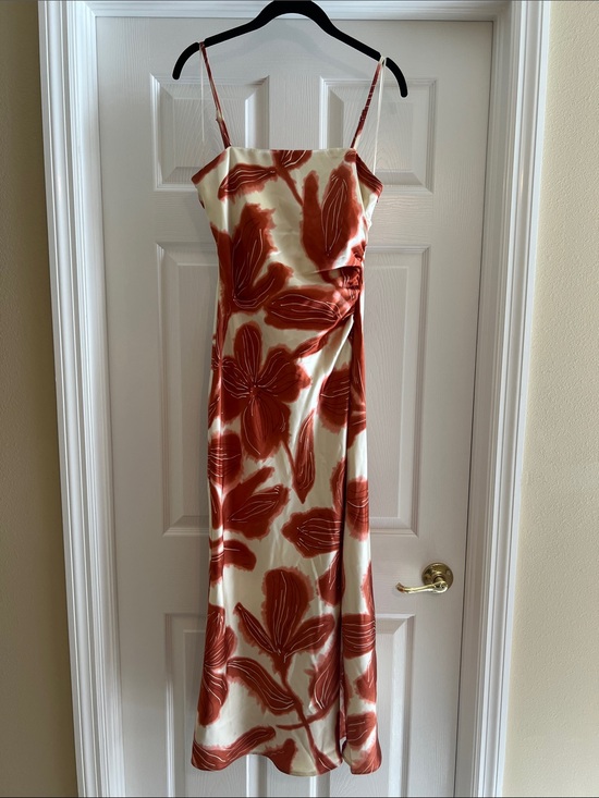 House of Harlow 1960 Dresses & Skirts - House of Harlow 1960 Spaghetti-Strap Floral Midi Dress in Cream and Rust